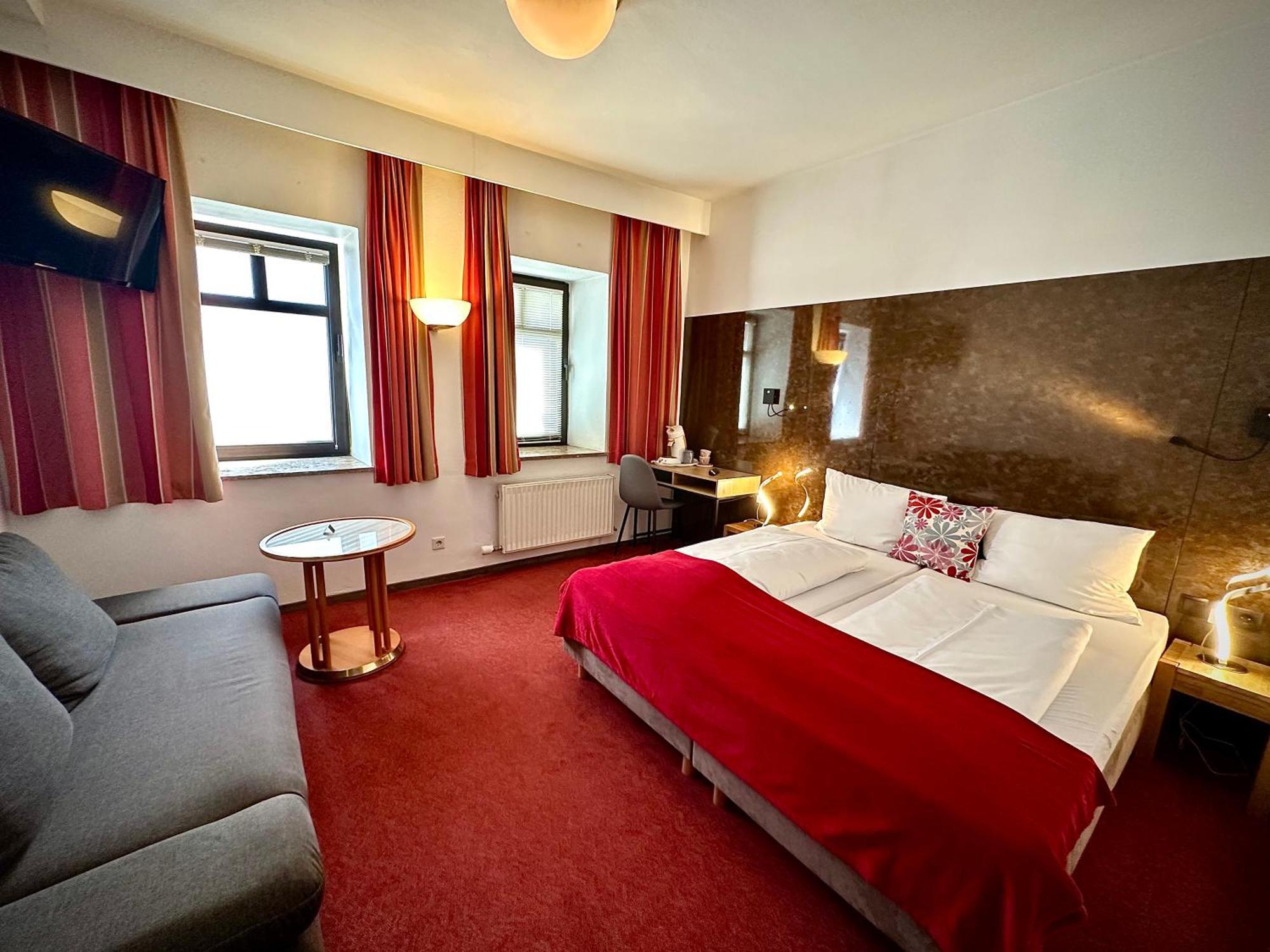 Bed & Rooms, Woergl Exterior photo